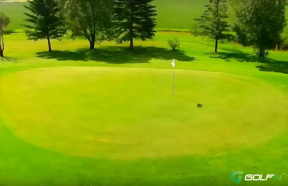 Castor Golf Club in Castor, Alberta — public, 9-hole golf course