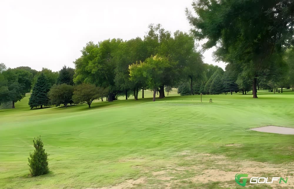Algona Country Club in Algona, Iowa — semi-private, 9-hole golf course, designed by Willie Dunn, Jr. (1920)