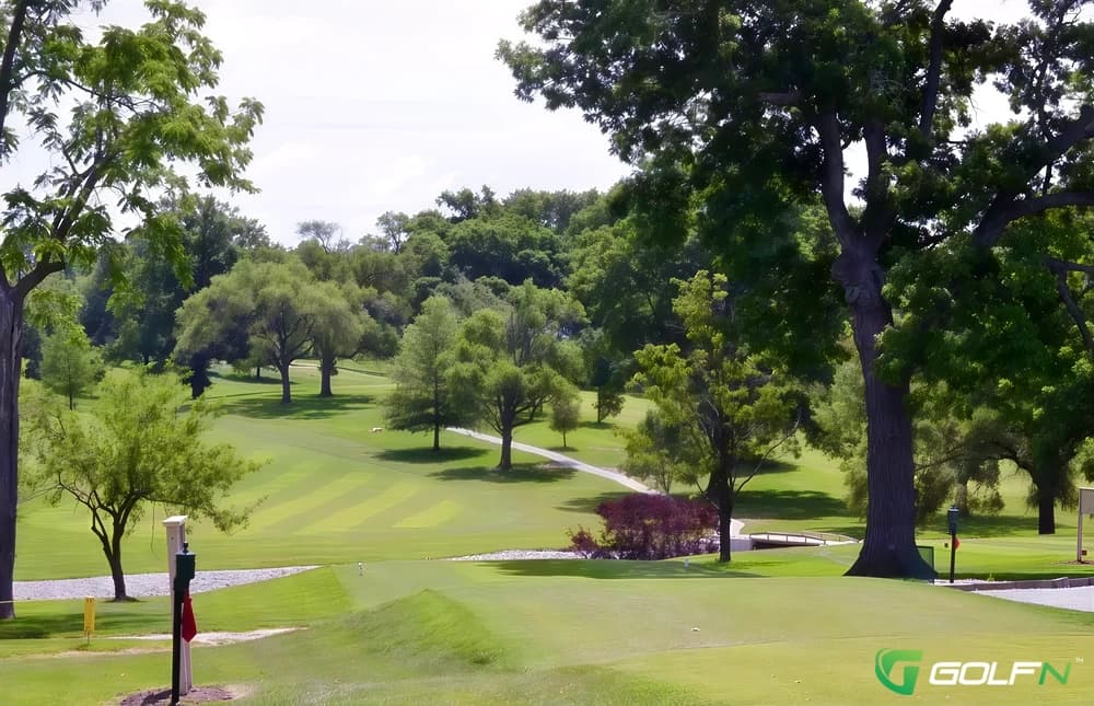 Mexico Country Club in Mexico, Missouri — private, 18-hole golf course