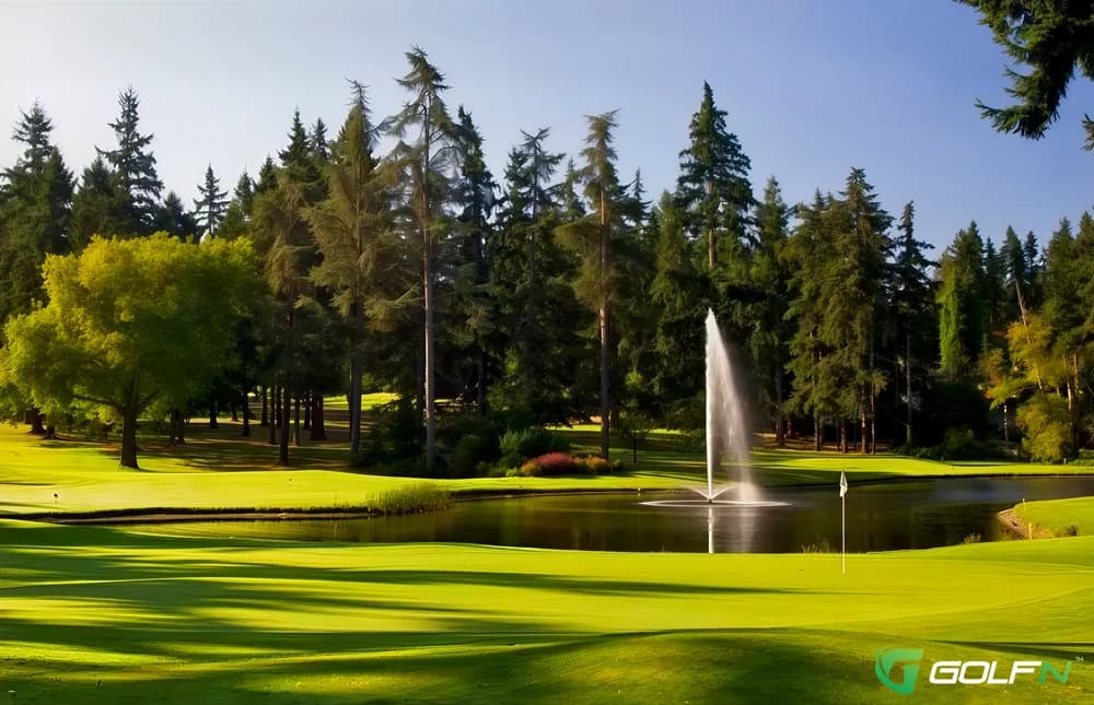 Inglewood Golf Club in Kenmore, Washington — private, 18-hole golf course, designed by Vernon Macan (1921)