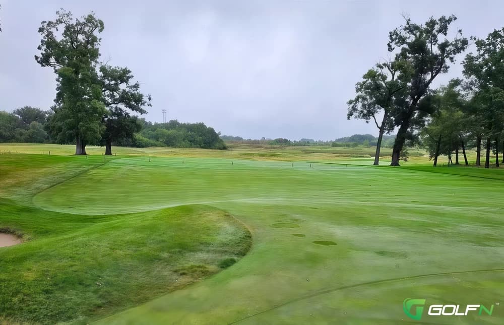 Shepherds Crook Golf Course in Zion, Illinois — public, 18-hole golf course, designed by Keith Foster (1999)
