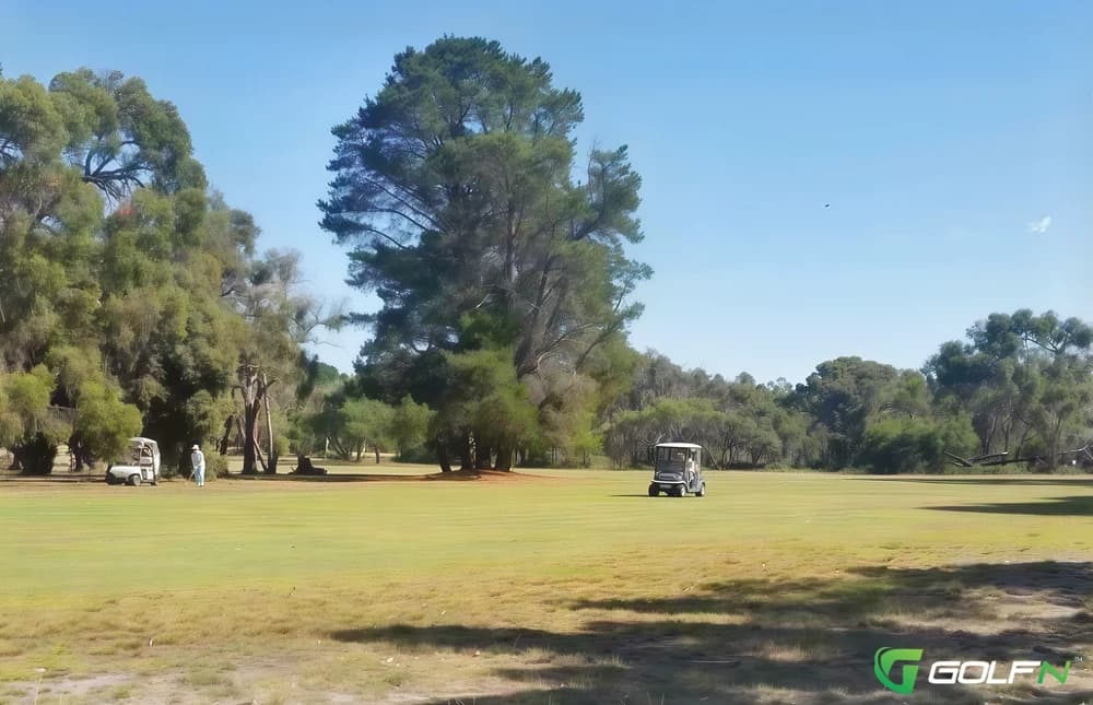 Edenhope Golf Club in Edenhope, Victoria β public, 18-hole golf course