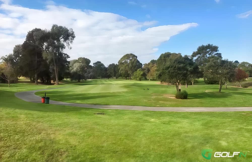 Remuera Golf Club in Auckland, Auckland β semi-private, 18-hole golf course, designed by Puddicombe Golf (2004)