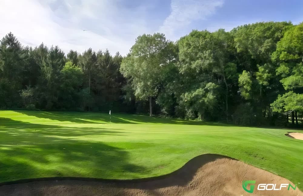 Kinsbourne - Redbourn Golf Club in St Albans, England — semi-private, 18-hole golf course