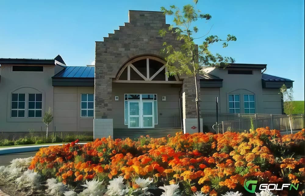 9-Braeben Golf Course in Mississauga, Ontario — public, 9-hole golf course