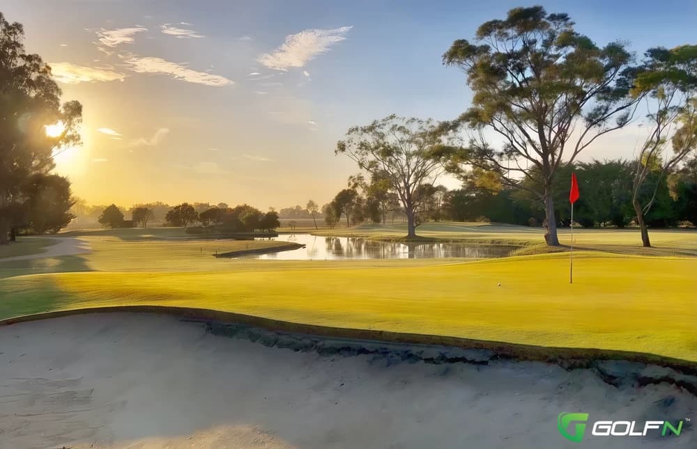 Bairnsdale Golf Club in Eagle Point, Victoria β public, 18-hole golf course
