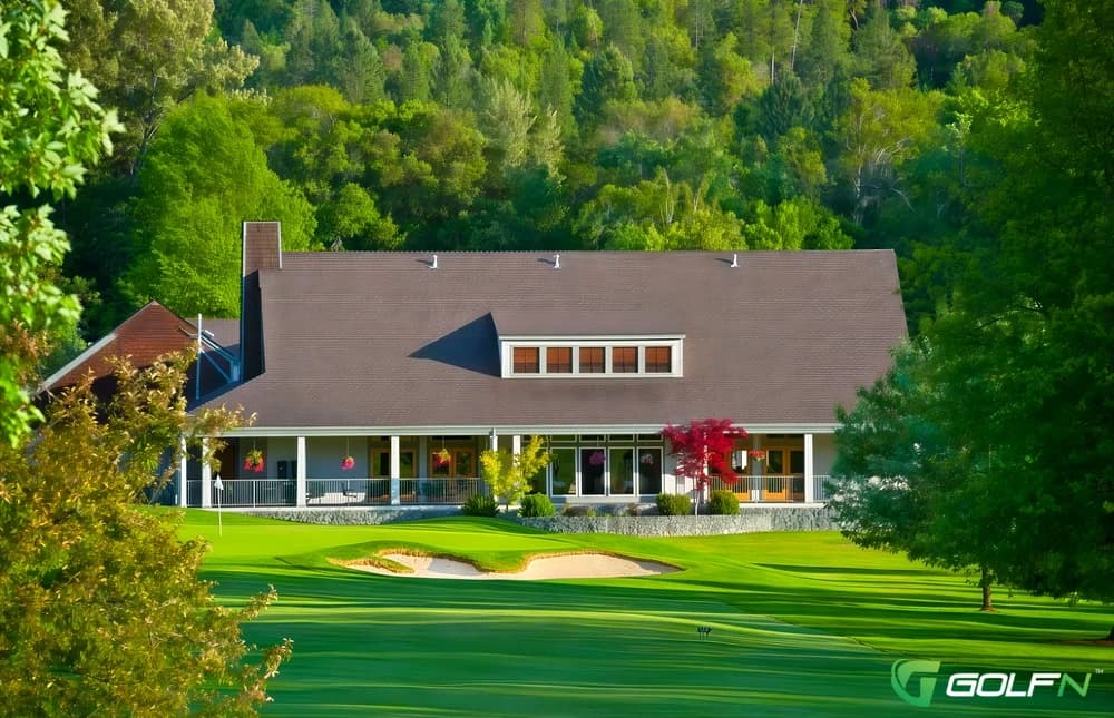 Grants Pass Golf Club in Grants Pass, Oregon — private, 18-hole golf course