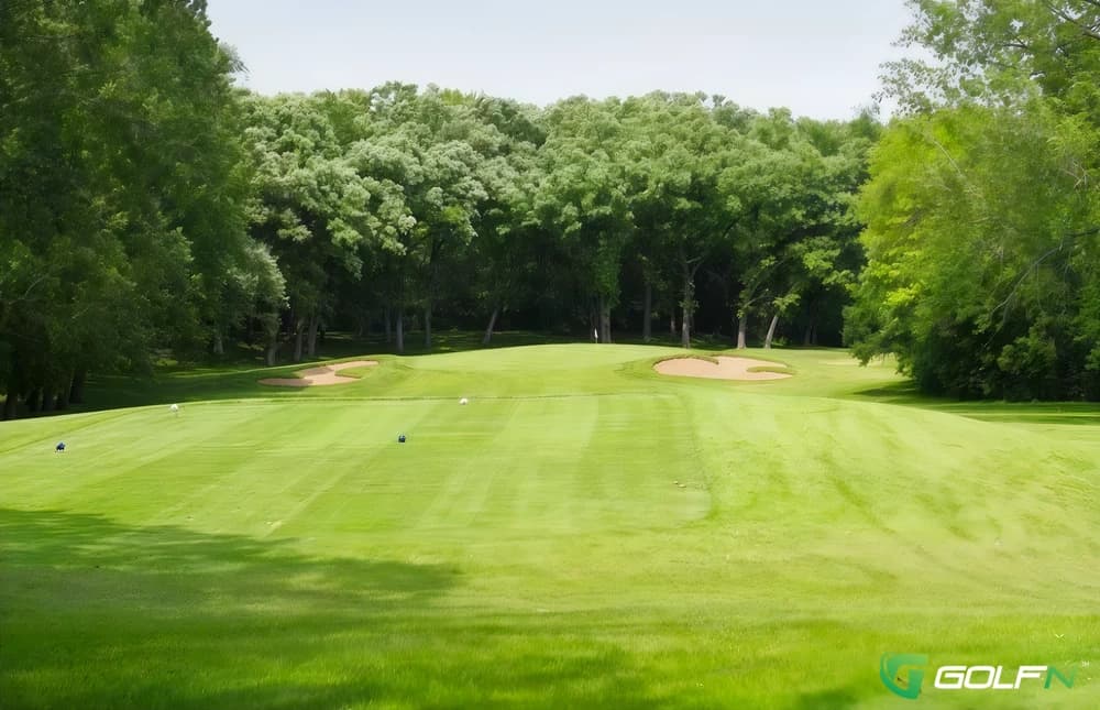 Stonehenge Golf Club in Barrington, Illinois — private, 18-hole golf course, designed by Charles Maddox