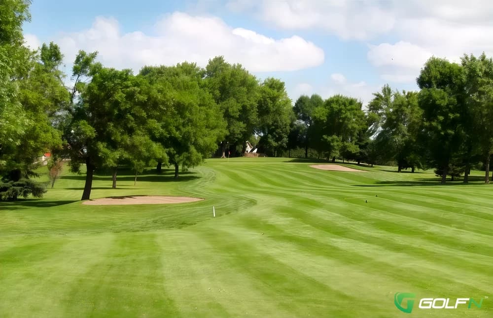 Timber Creek Golf Course in Watertown, Minnesota — public, 18-hole golf course, designed by Tim Oconor (1986)