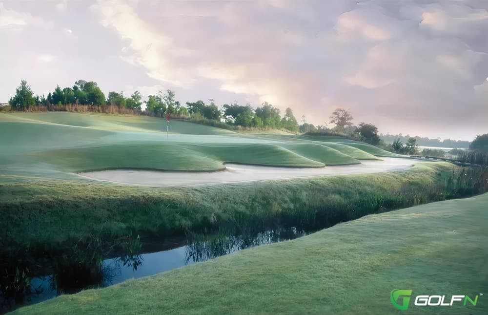 Fazio - Barefoot Resort in North Myrtle Beach, South Carolina — resort, 18-hole golf course, designed by Davis Love III (2000)