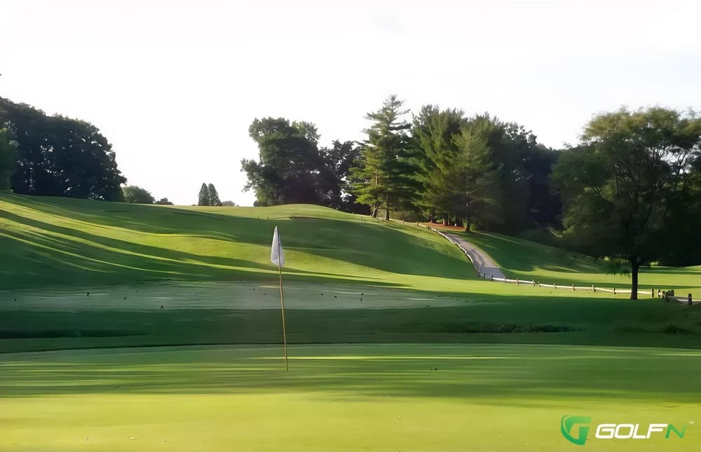 Heather Downs Country Club in Toledo, Ohio — semi-private, 18-hole golf course, designed by Arthur Hills (1988)
