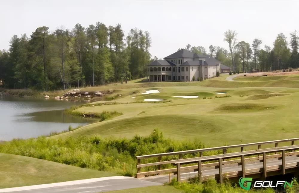 Crystal Lake Golf & Country Club in Hampton, Georgia — semi-private, 18-hole golf course
