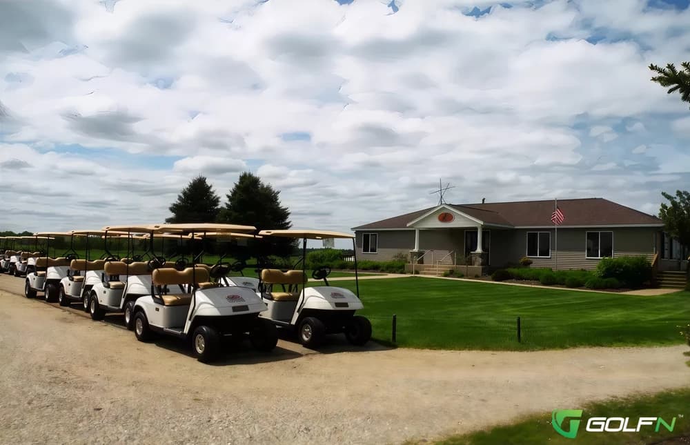 Pigeon Creek Golf Course in West Olive, Michigan — public, 18-hole golf course, designed by Mark DeVries (2000)