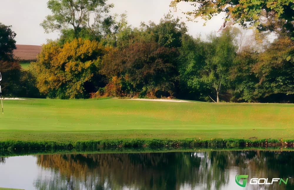 Pontypool Golf Club in Pontypool, England — public, 18-hole golf course