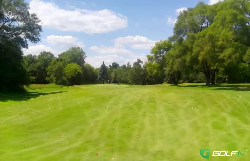 Crossroads - Majestic Oaks Golf Club in Ham Lake, Minnesota — public, 36-hole golf course, designed by Garrett Gill