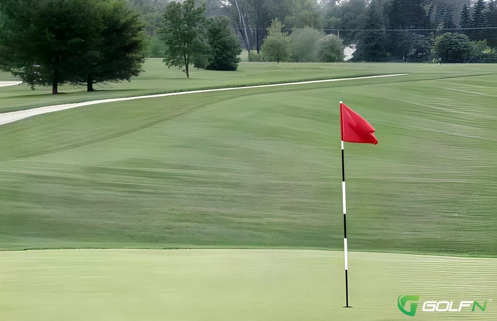 Dakota Landing Golf Club in Indianapolis, Indiana — public, 9-hole golf course, designed by Jim Baumberger