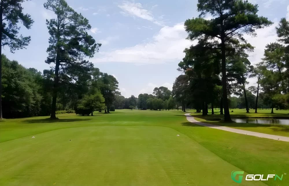 Washington Yacht & Country Club in Washington, North Carolina — private, 18-hole golf course, designed by Gene Hamm (1977)