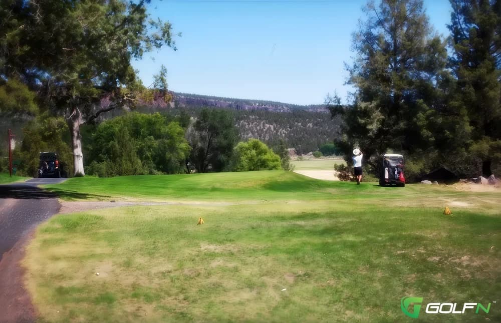 Prineville Golf & Country Club in Prineville, Oregon — semi-private, 18-hole golf course, designed by Ed Hogan