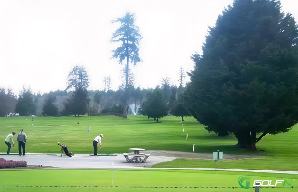 Rolling Hills Golf Course in Salisbury, North Carolina — public, 18-hole golf course