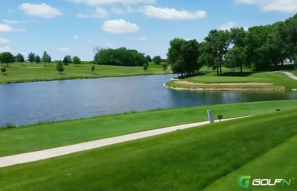Valley View Country Club in Sisseton, South Dakota — semi-private, 9-hole golf course, designed by Gary Locke (1965)