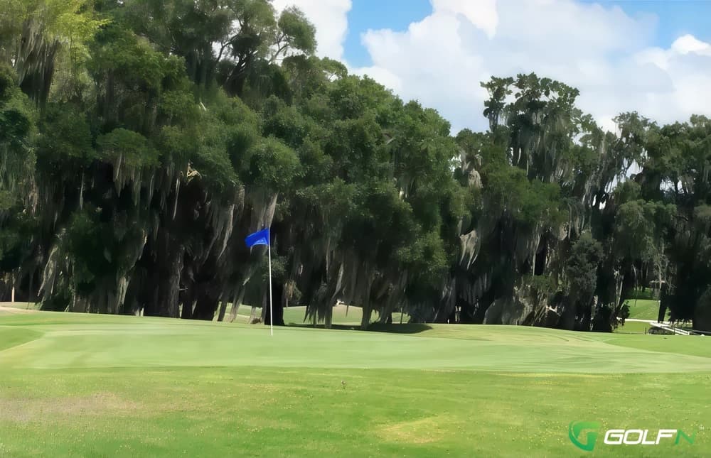 Imperial Lakes Golf & Racquet Club in Mulberry, Florida — semi-private, 18-hole golf course, designed by Ron Garl (1975)