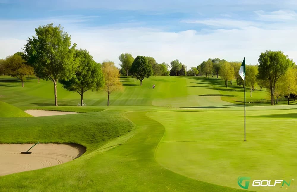 Crestbrook Park Golf Course in Watertown, Connecticut — public, 18-hole golf course, designed by Geoffrey Cornish (1962)