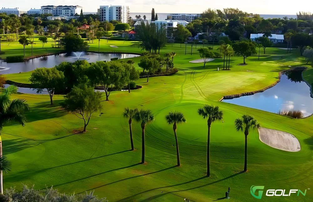 The Little Club in Delray Beach, Florida — private, 18-hole golf course, designed by Joe Lee (1968)