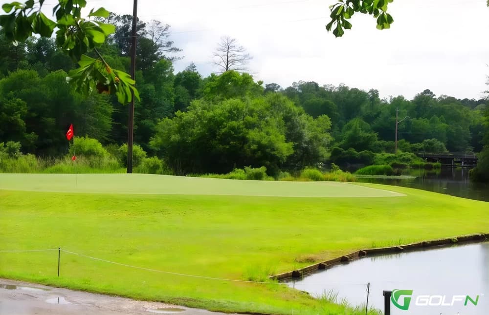 Cedar Creek Golf Course in Quitman, Mississippi — private, 18-hole golf course