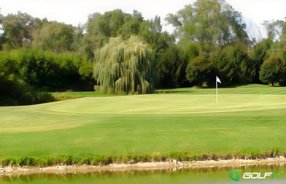 Saline - Brookside Golf Course in Saline, Michigan — public, 18-hole golf course, designed by Ron Hopkins