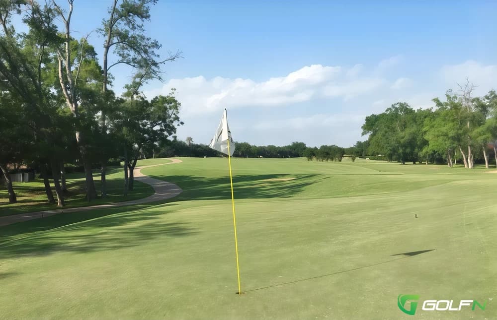 Sienna Plantation Golf Club in Missouri City, Texas — semi-private, 18-hole golf course, designed by Arthur Hills (2000)