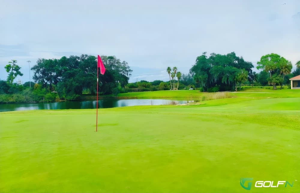 Moccasin Wallow Golf Club in Palmetto, Florida — semi-private, 18-hole golf course, designed by Ted McAnlis (1987)