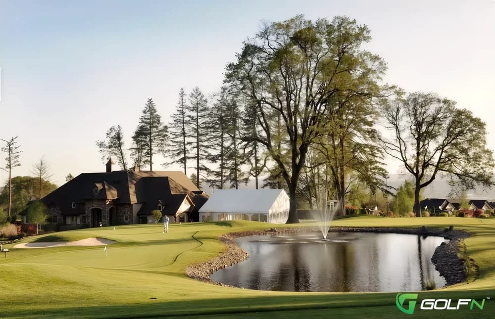 South - Eagle Landing Golf Course in Happy Valley, Oregon — 9-hole golf course