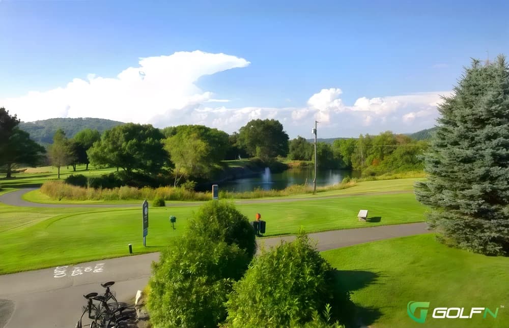 Rockland Golf Club in Rockland, Maine — public, 18-hole golf course, designed by Roger Sorent