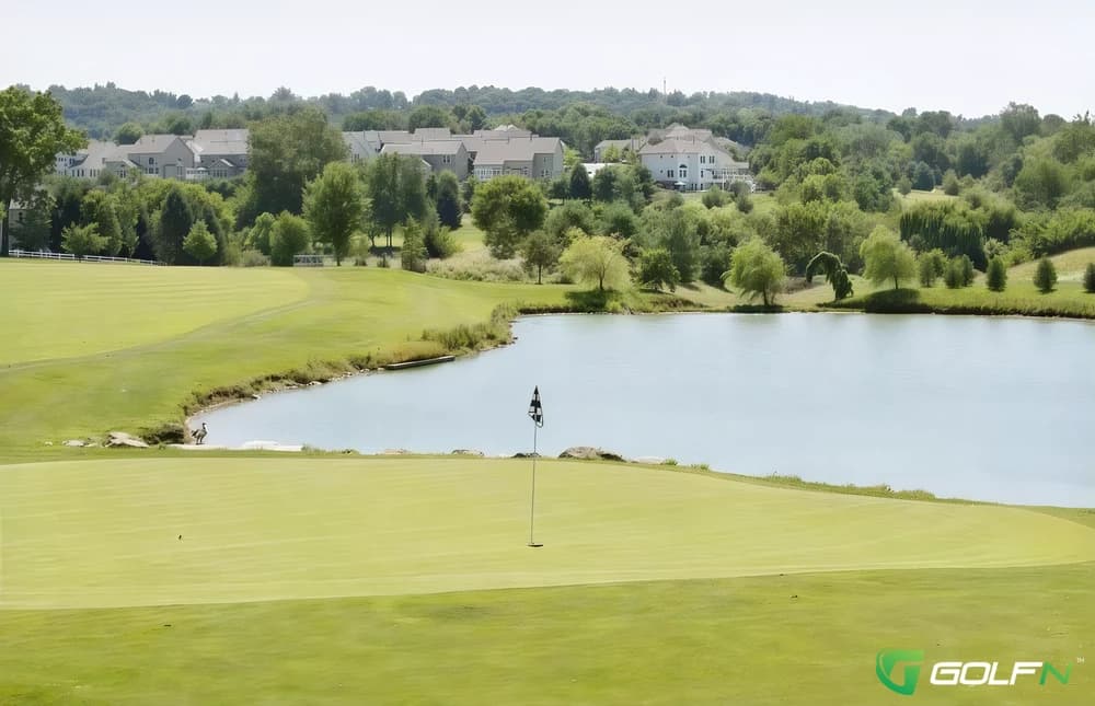 Richland Golf Club in Middletown, Maryland — public, 18-hole golf course, designed by Rick Jacobson
(2002)