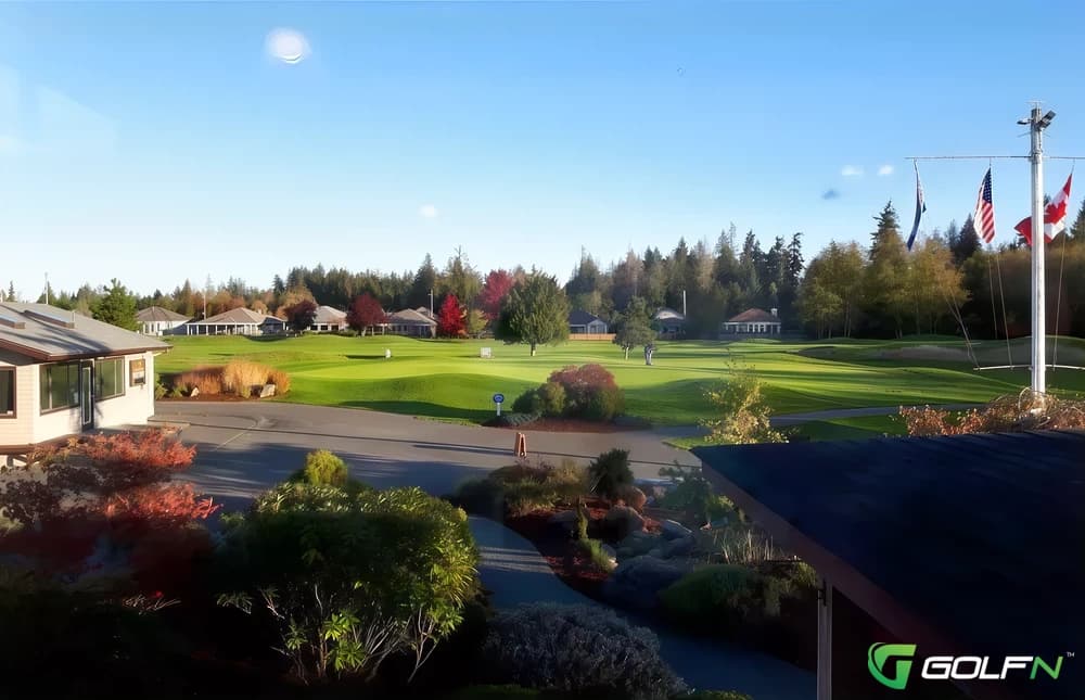 Morningstar Golf Club in Parksville, British Columbia — semi-private, 18-hole golf course, designed by Les Furber Design (1990)