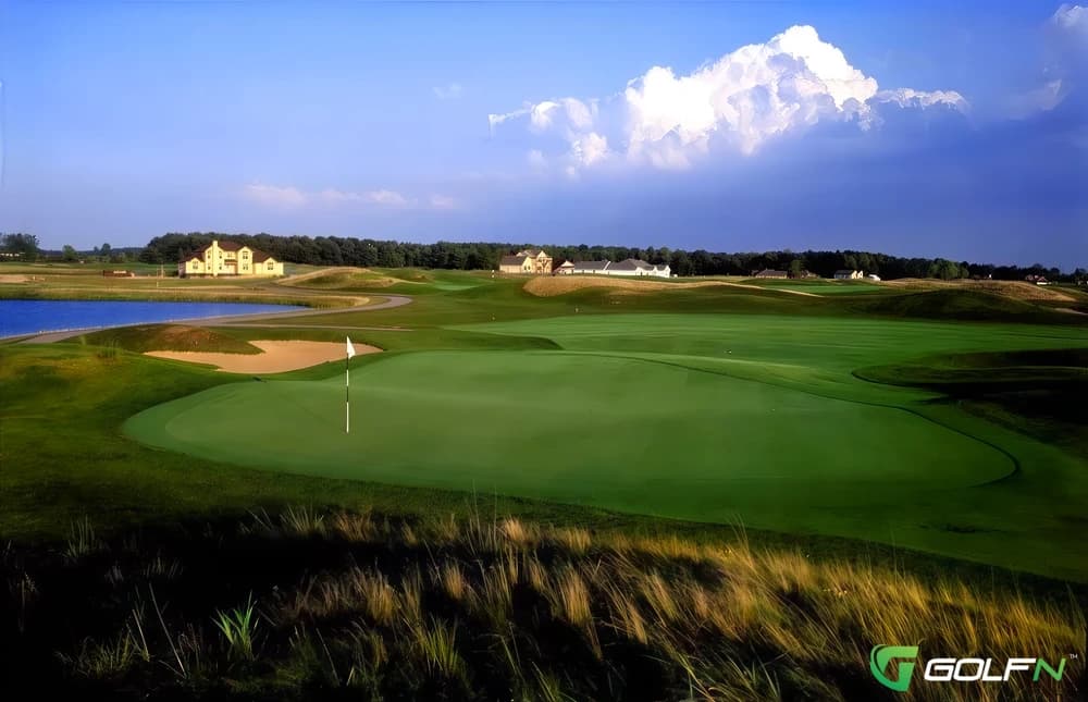Noble Hawk Golf Links in Kendallville, Indiana — public, 18-hole golf course, designed by Tim Dykstra (1997)