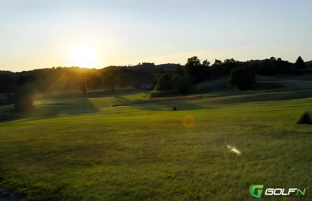 Frosty Valley Golf Links in Upper Saint Clair, Pennsylvania — public, 9-hole golf course, designed by William & David Gordon