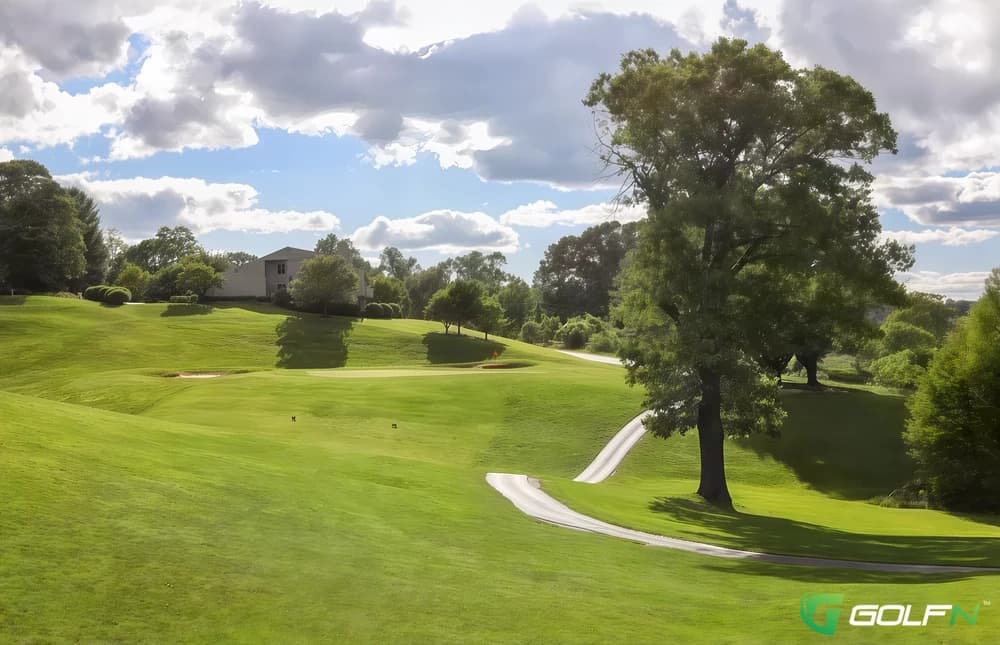 Ivy Hill Golf Club in Forest, Virginia — semi-private, 18-hole golf course, designed by Porter Gibson (1971)