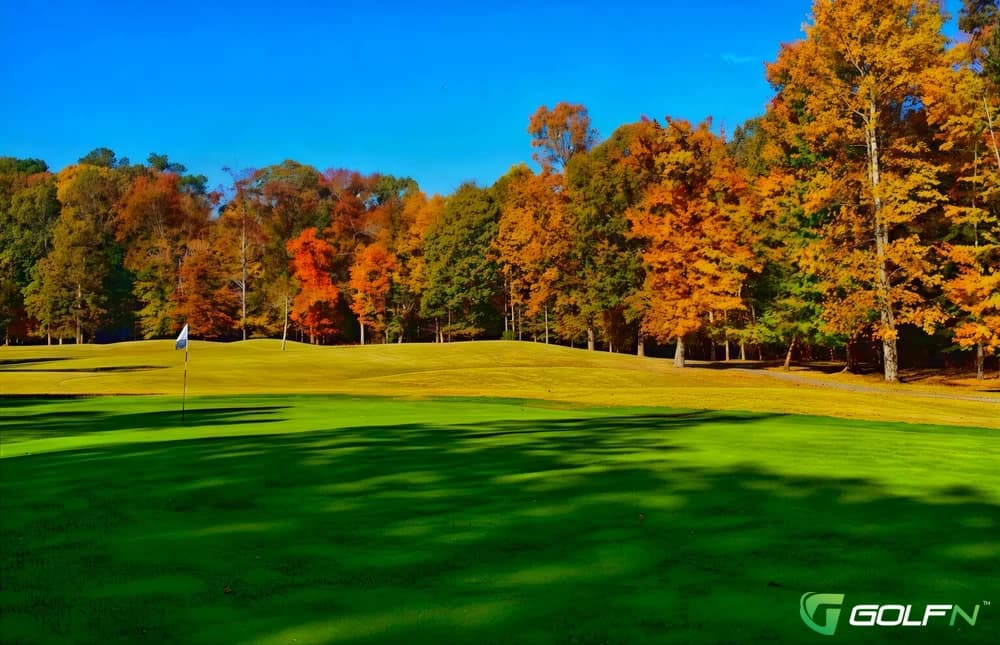 Heron Ridge Golf Club in Virginia Beach, Virginia — public, 18-hole golf course, designed by Fred Couples (1998)