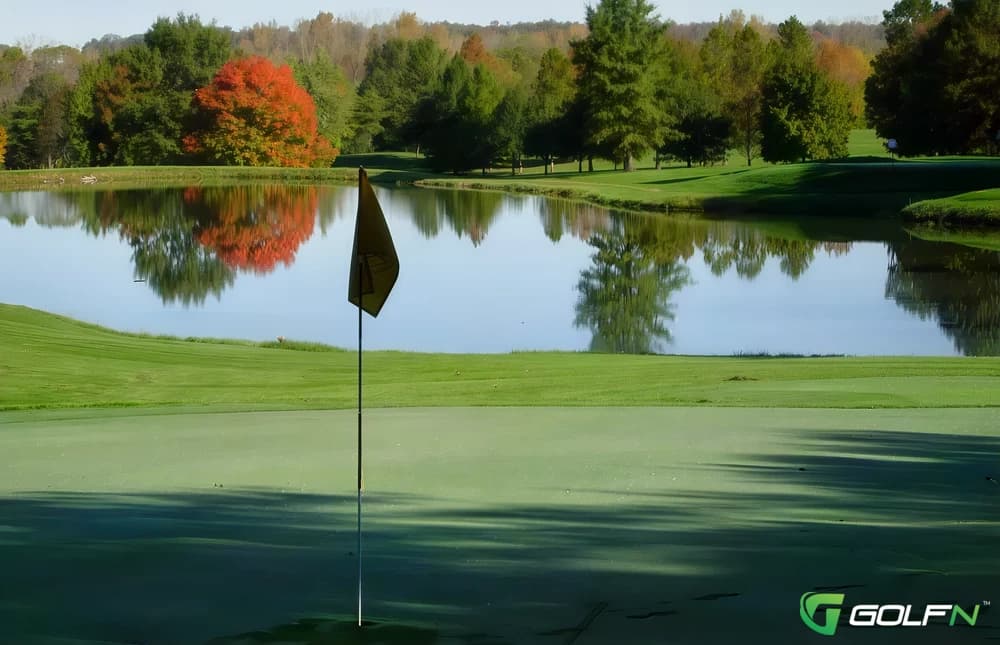 Club Run-Walnut Creek Golf Course in Marion, Indiana — public, 36-hole golf course, designed by Randy Ballinger (1970)