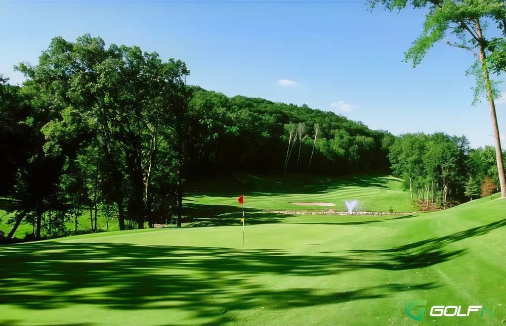 Lowlands - Mississippi National Golf Links in Red Wing, Minnesota — public, 36-hole golf course, designed by Gordon Cunningham