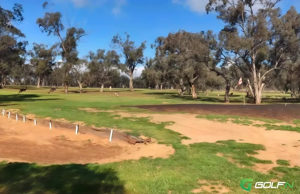 Charlton Golf Club Inc in Charlton, Victoria β semi-private, 18-hole golf course