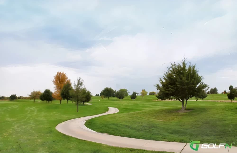 Sierra Hills Golf Club in Wichita, Kansas — public, 18-hole golf course, designed by Leo Johnson (2004)