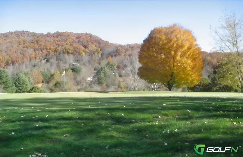 Mill Creek Country Club in Franklin, North Carolina — resort, 18-hole golf course, designed by Bruce Devlin (1980)