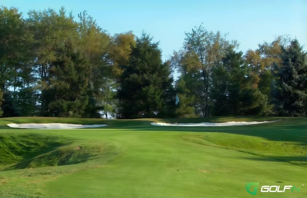 Pittsburgh National Golf Course in Gibsonia, Pennsylvania — semi-private, 18-hole golf course, designed by Ron Forse (1994)