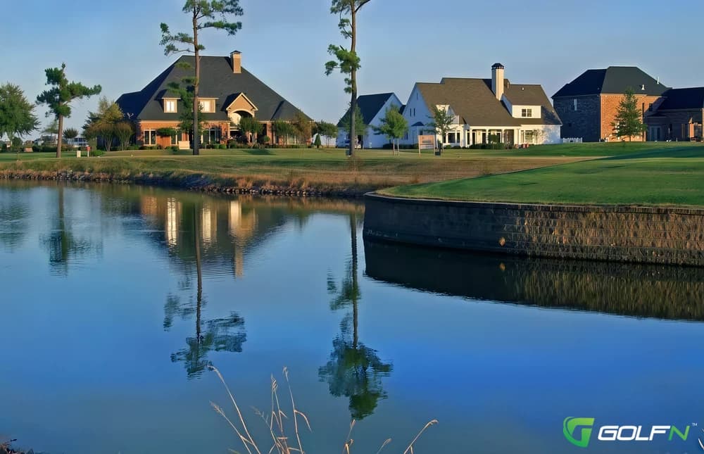 Stuttgart Country Club in Stuttgart, Arkansas — private, 18-hole golf course