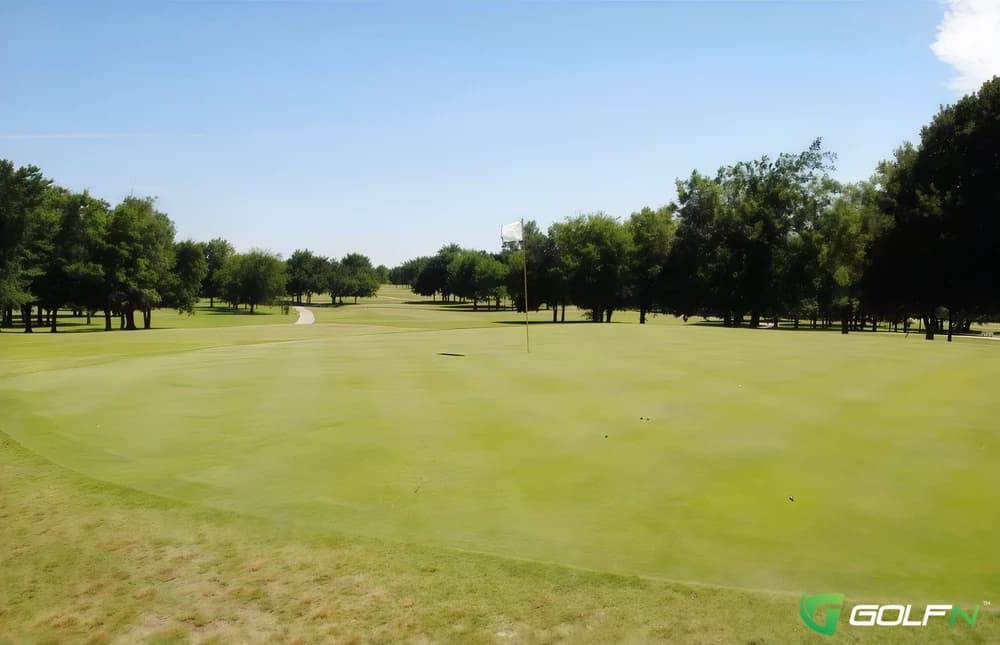 The Woods Golf Course in Coweta, Oklahoma — public, 18-hole golf course, designed by Jeff Hughes (1991)