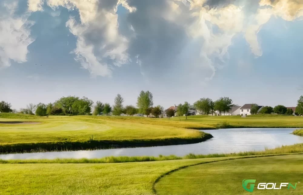 Blue - The Links At Carillon in Plainfield, Illinois — public, 27-hole golf course, designed by Greg Martin (1990)