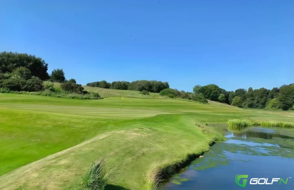 Ballumbie Castle Golf Club in Dundee, Scotland — public, 18-hole golf course