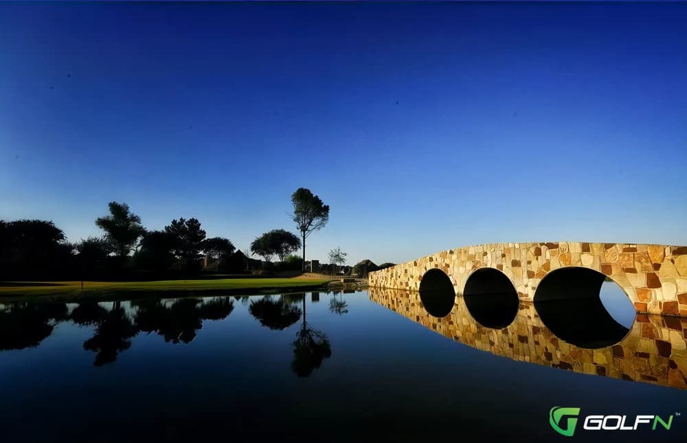Tour 18 Golf Course Dallas in Flower Mound, Texas — public, 18-hole golf course, designed by David D. Edsall (1995)